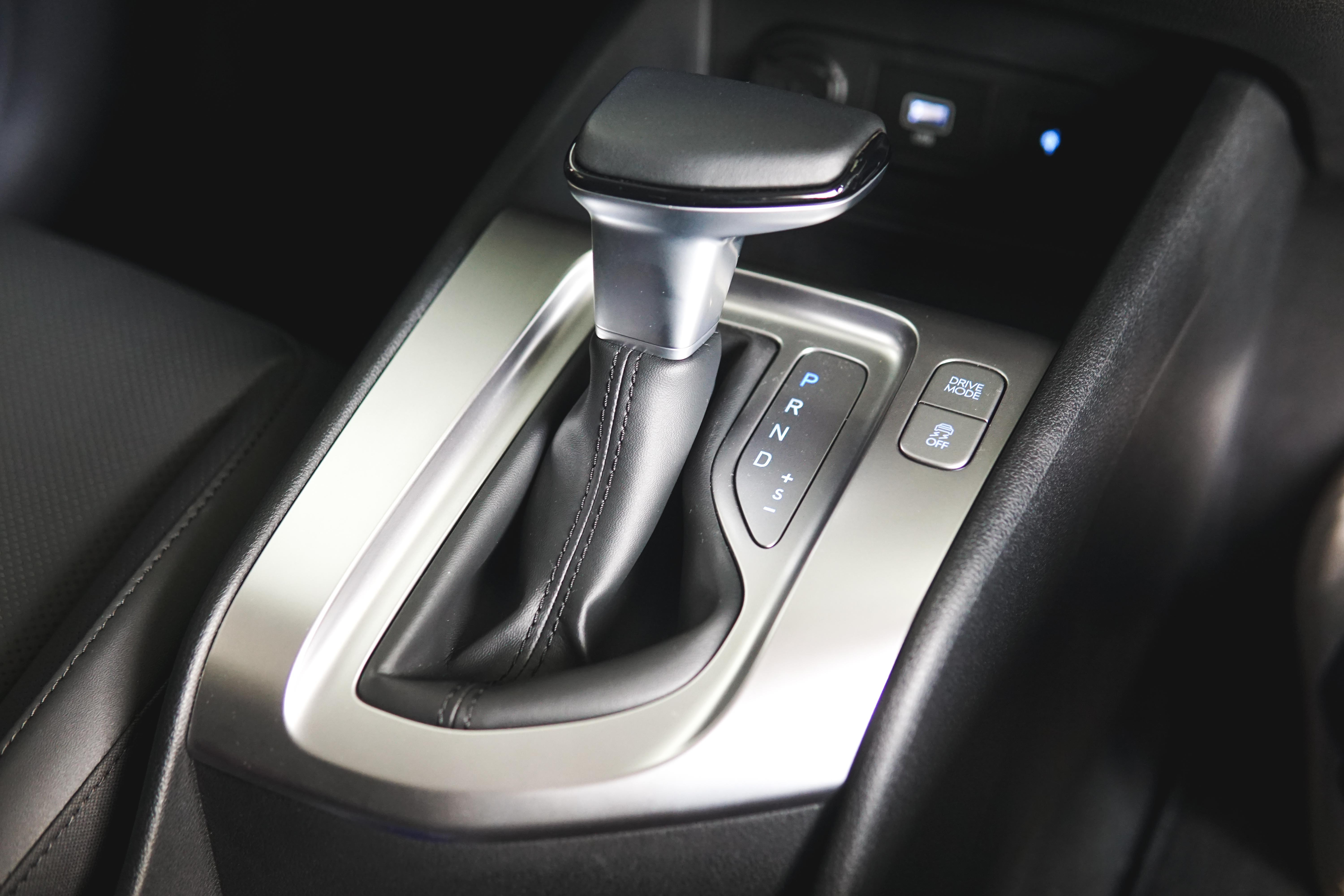 Amankah Terus Menerus Gunakan Gigi Rendah Pada Manual Mode?