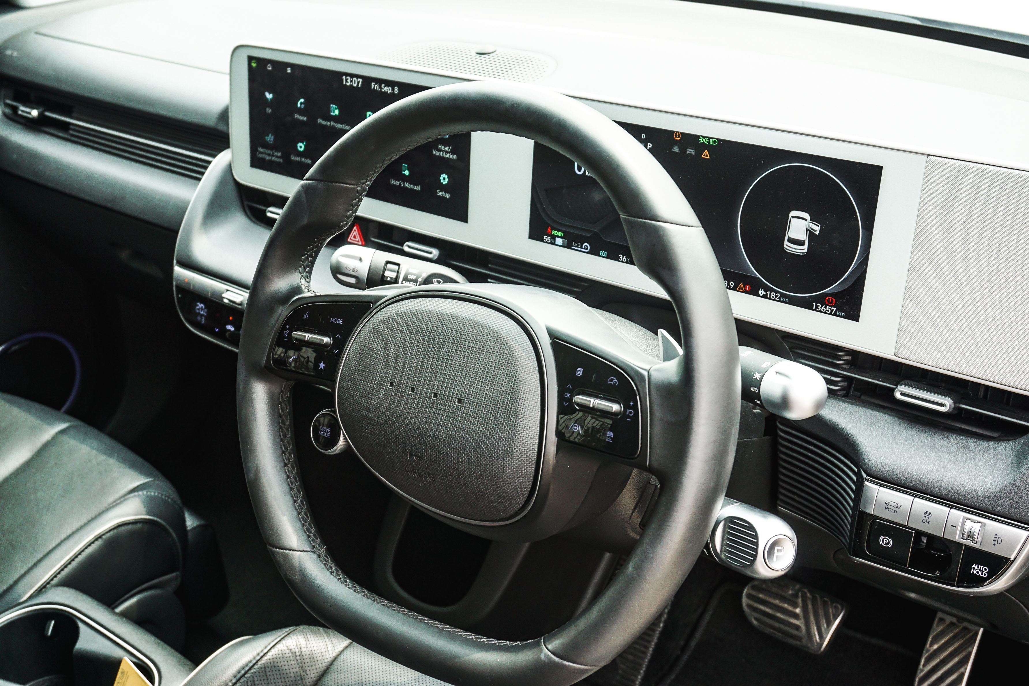 Kabin Lega Berkat Flat Floor Hyundai Ioniq 5